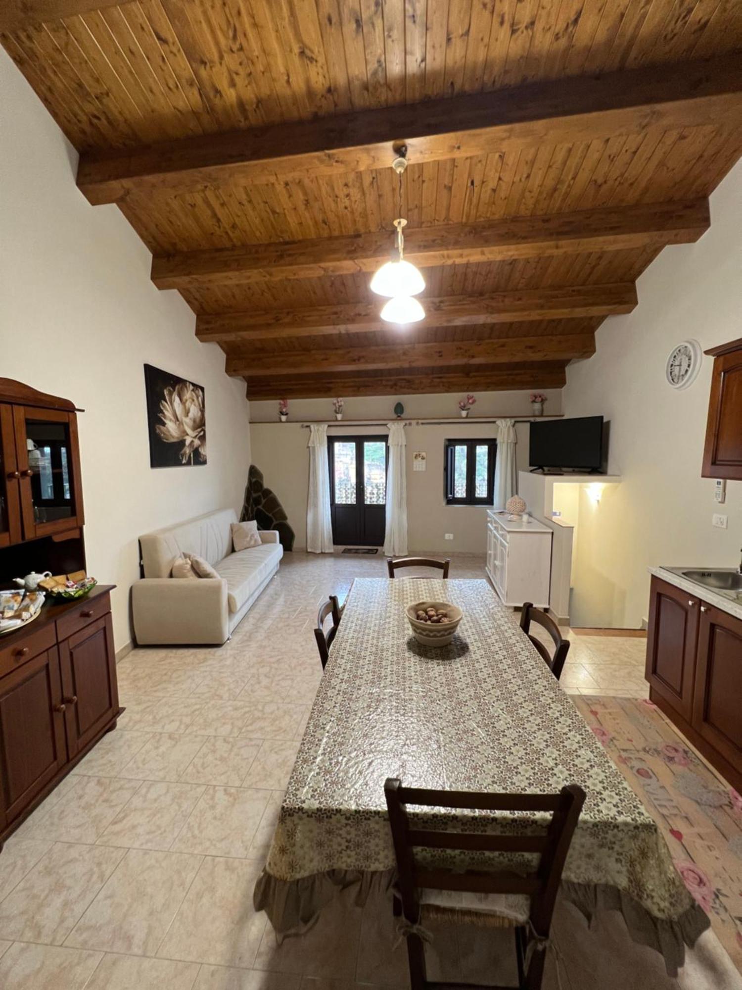 Casa Belvedere Motta Camastra Gole Alcantara ภายนอก รูปภาพ